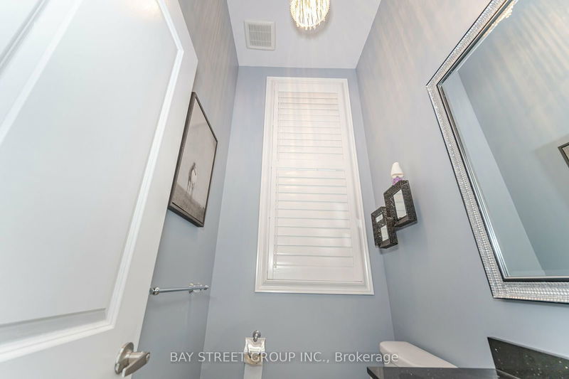 31 Aster Dr  Vaughan, L4H 4H8 | Image 14