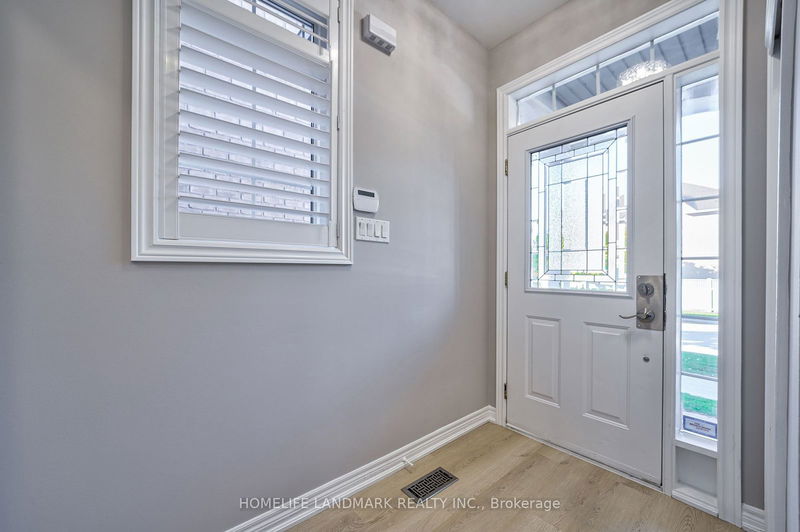 86 Heathfield Ave  Markham, L6C 3C1 | Image 4