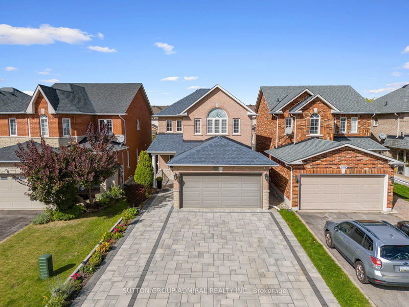 606 Heddle Cres  Newmarket, L3X 2J5 | Image 30