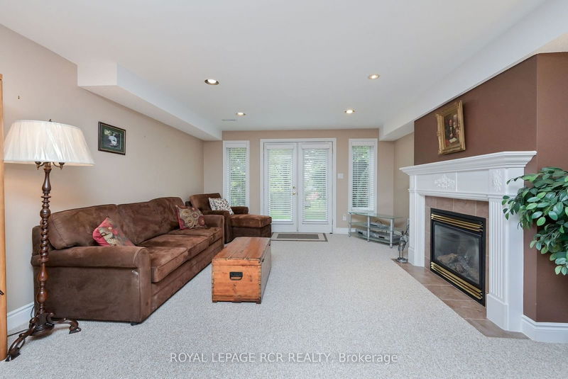 27 Montebello Terr  New Tecumseth, L9R 2H4 | Image 22