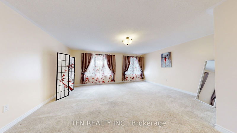 21 Wolf Creek Cres  Vaughan, L6A 4C6 | Image 16