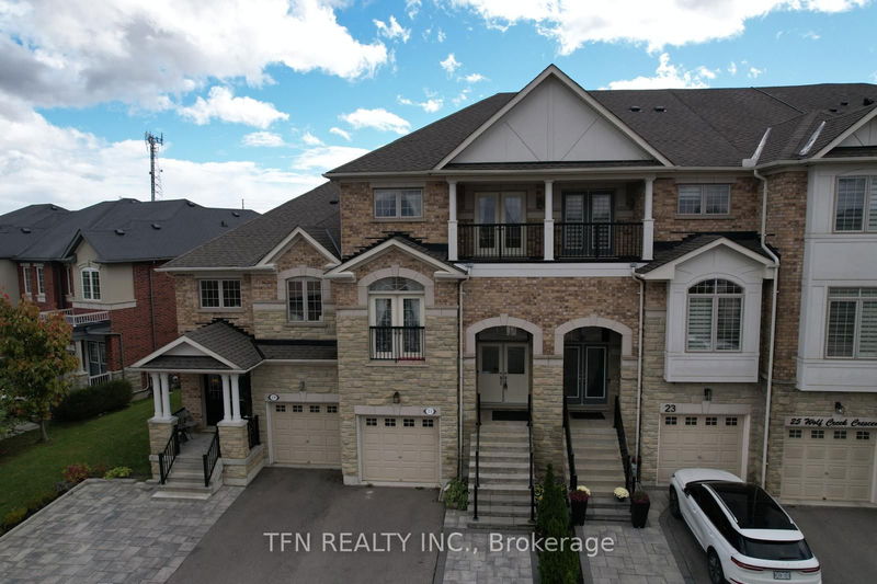 21 Wolf Creek Cres  Vaughan, L6A 4C6 | Image 34