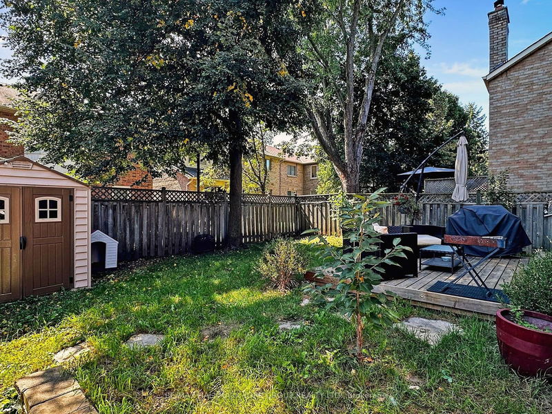 27 Murdock Ave  Aurora, L4G 5E7 | Image 31