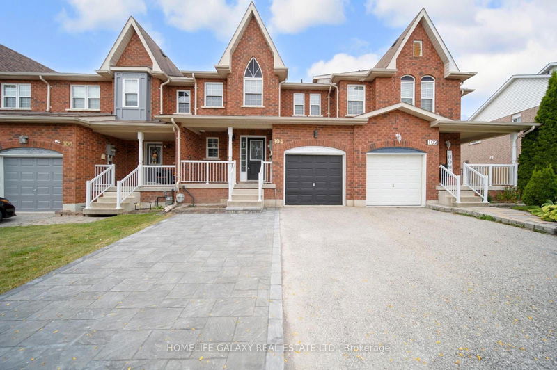 104 Buchanan Dr  New Tecumseth, L9R 0A3 | Image 1