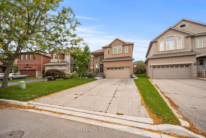 31 Burnhaven Ave, Vaughan, L6A 2P2 | Image 2