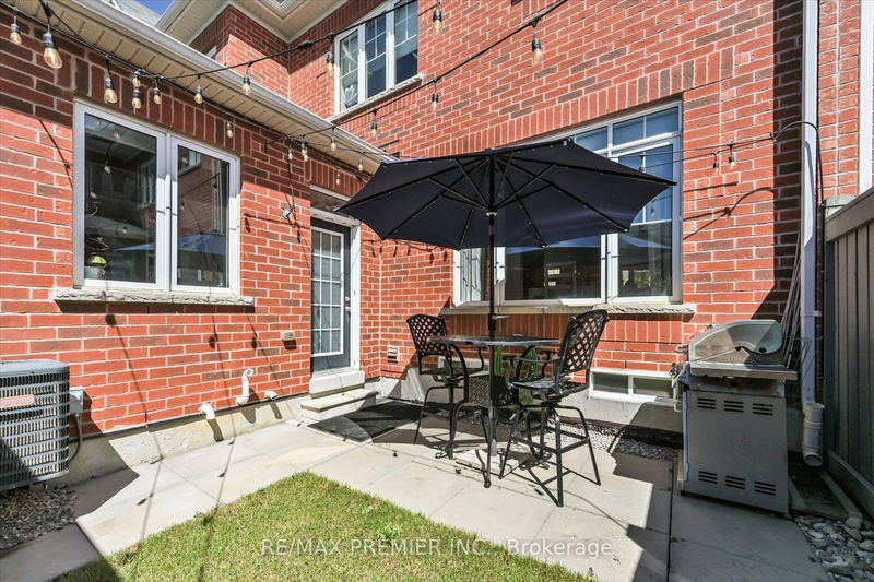 160 Barons St  Vaughan, L4H 3Y7 | Image 32