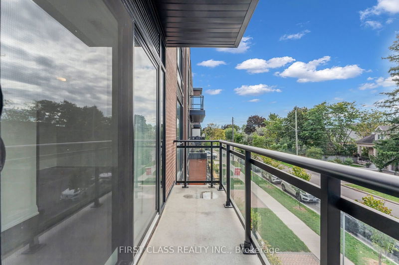  F1003 - 32 Coles Ave  Vaughan, L4L 0J1 | Image 23