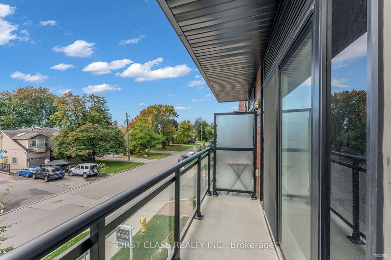  F1003 - 32 Coles Ave  Vaughan, L4L 0J1 | Image 24