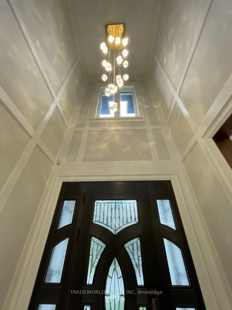 90 Fred Varley Dr, Markham, L3R 1S8 | Image 2