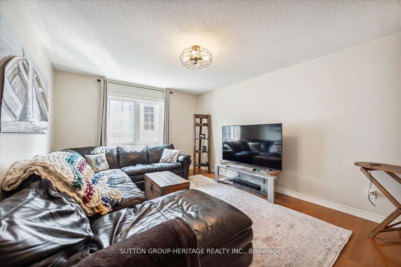 10 Sunrise Ridge Tr  Whitchurch-Stouffville, L4A 0C9 | Image 26