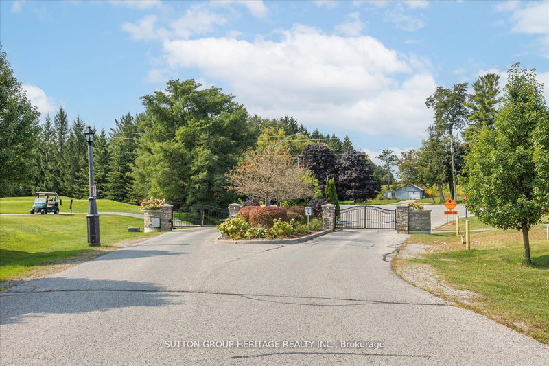 10 Sunrise Ridge Tr  Whitchurch-Stouffville, L4A 0C9 | Image 38