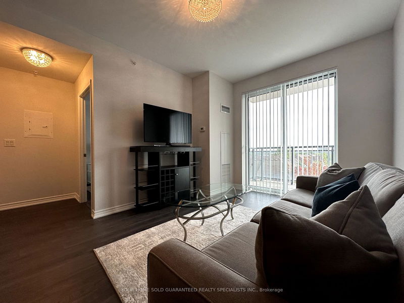  311 - 11611 Yonge St  Richmond Hill, L4E 1G2 | Image 6