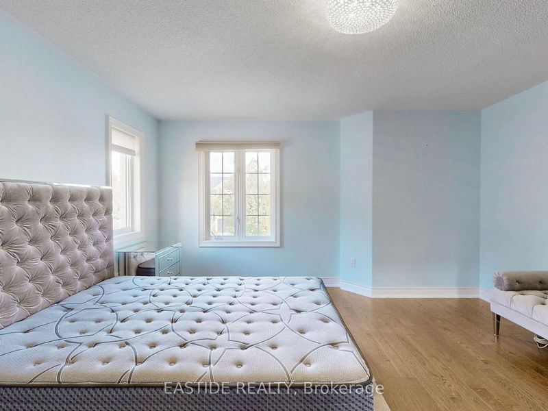 27 Brimwood Cres  Richmond Hill, L4B 4B6 | Image 21