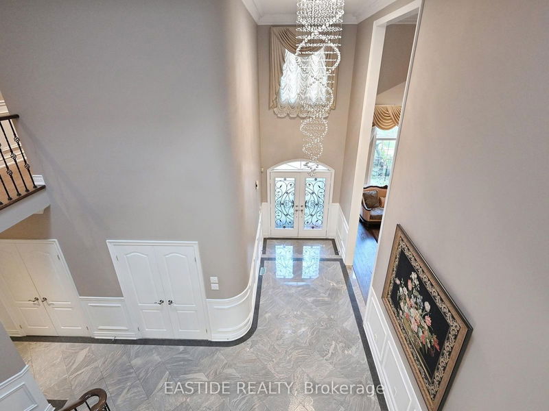 27 Brimwood Cres  Richmond Hill, L4B 4B6 | Image 3