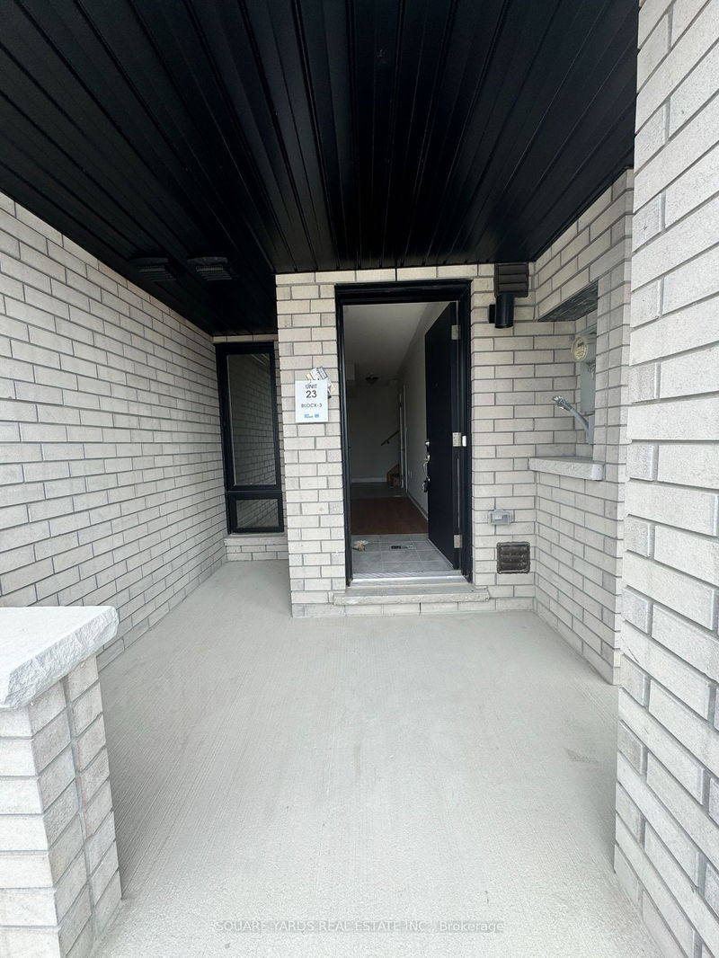 12 Dandara Gate  Vaughan, L4L 1V8 | Image 2