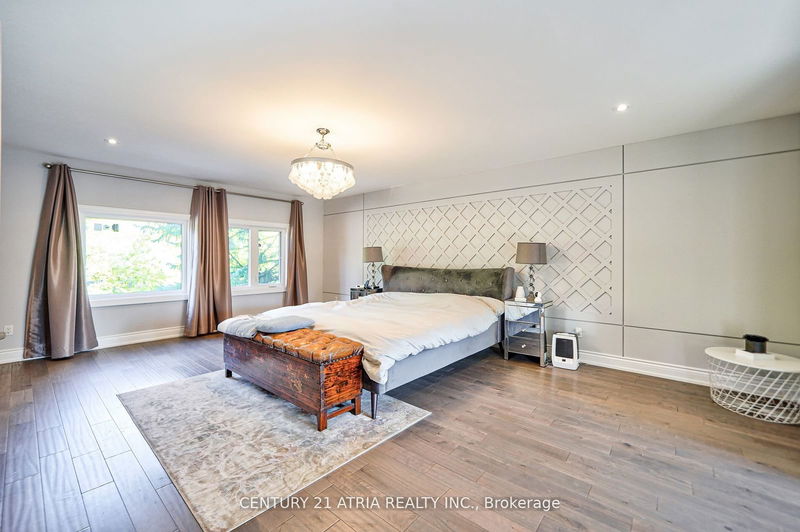 3 Deer Run Crt  Richmond Hill, L4E 3M1 | Image 24