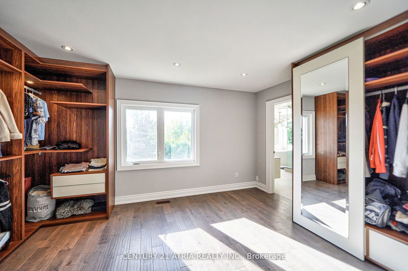 3 Deer Run Crt  Richmond Hill, L4E 3M1 | Image 25