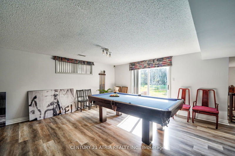 3 Deer Run Crt  Richmond Hill, L4E 3M1 | Image 33