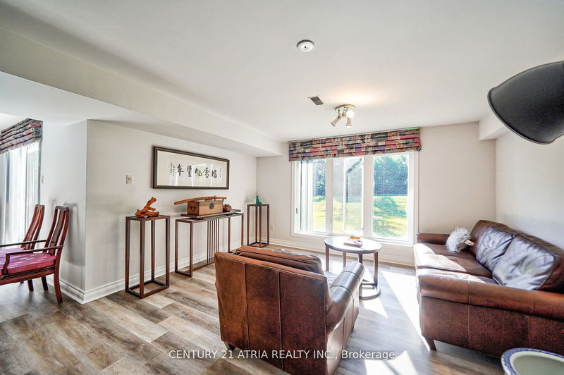 3 Deer Run Crt  Richmond Hill, L4E 3M1 | Image 35