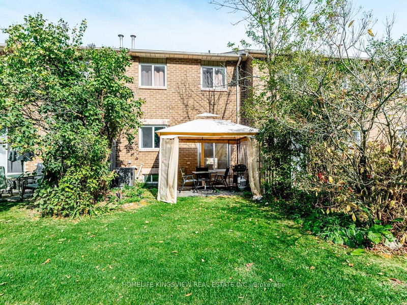  33 - 648 Gibney Cres  Newmarket, L3X 1Y1 | Image 30