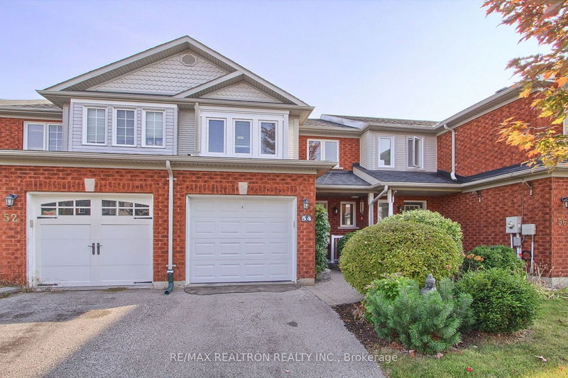 54 Crittenden Dr  Georgina, L4P 4E4 | Image 1