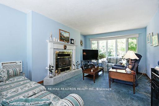 589 Lake Dr E Georgina, L0E 1S0 | Image 12