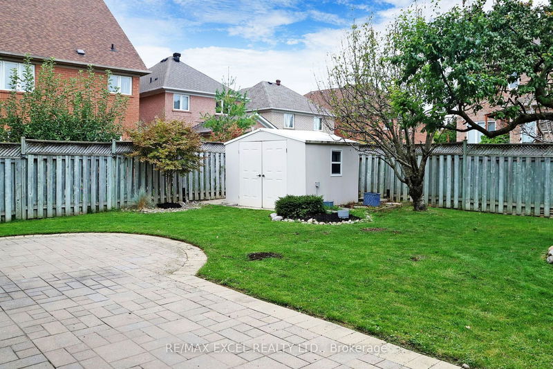 2 Lanebrooke Cres  Richmond Hill, L4S 1W6 | Image 39