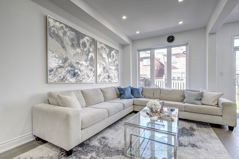 62 Laramie Cres  Vaughan, L6A 0P8 | Image 20