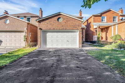 34 Mountfield Cres  Vaughan, L4J 7E8 | Image 1