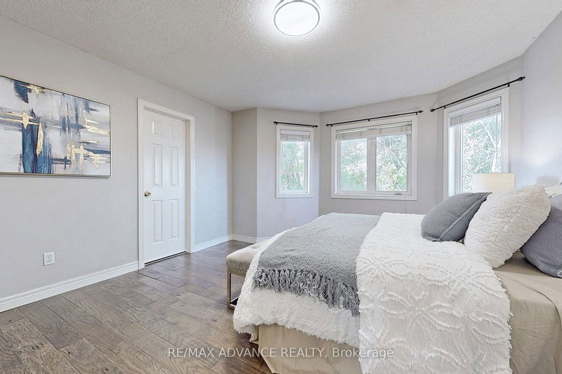 19 Brecken Dr  Georgina, L4P 4A5 | Image 23