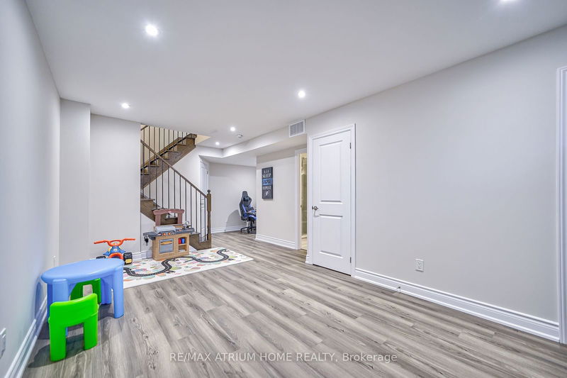 29 Hammersmith Lane  Markham, L6C 0Z5 | Image 36