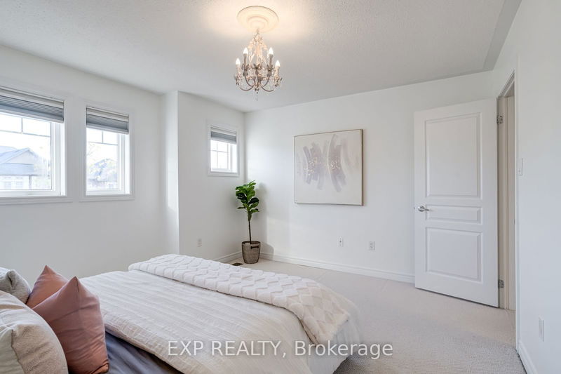 211 Shirrick Dr  Richmond Hill, L4E 4Y4 | Image 22