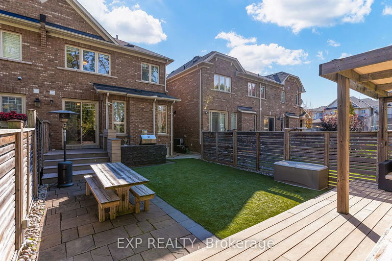 211 Shirrick Dr  Richmond Hill, L4E 4Y4 | Image 33