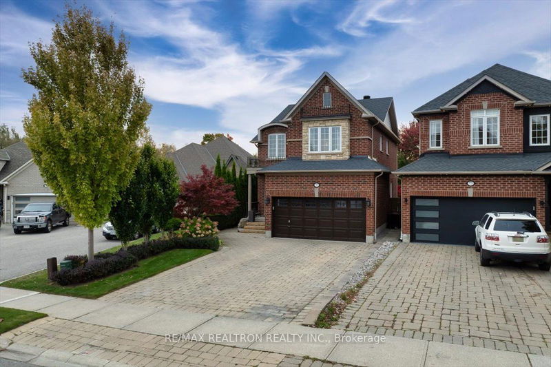 760 Colter St  Newmarket, L3X 2V4 | Image 3