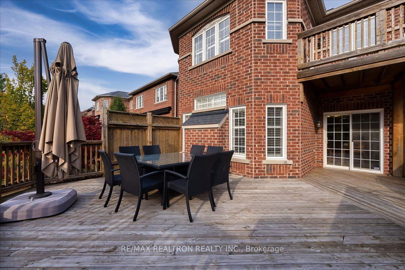 760 Colter St  Newmarket, L3X 2V4 | Image 34