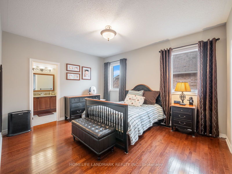 21 Grovewood St  Richmond Hill, L4E 4X4 | Image 21