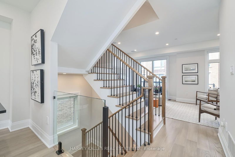 48 Drover Circ  Whitchurch-Stouffville, L4A 4X2 | Image 24