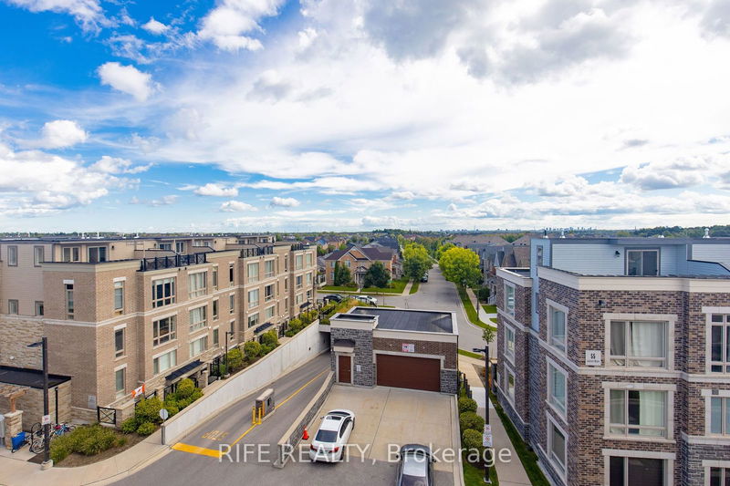  604 - 50 Dunsheath Way  Markham, L6B 0A2 | Image 5