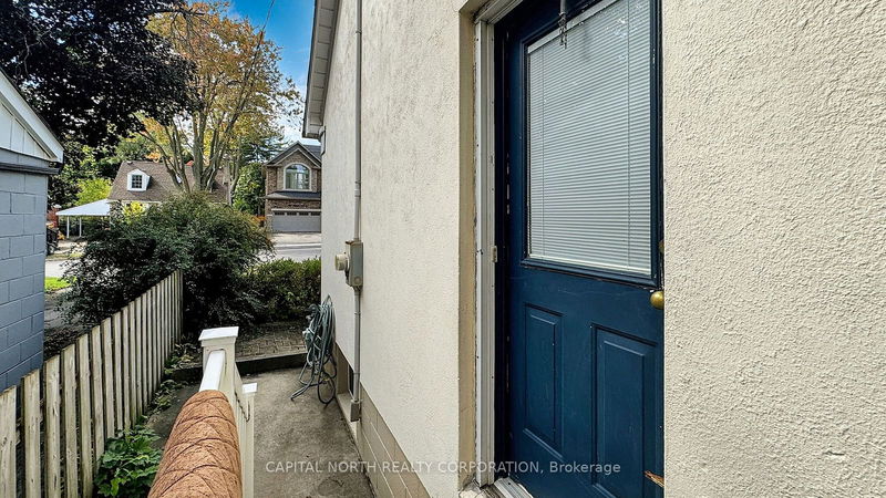 103 Ruggles Ave  Richmond Hill, L4C 1Y1 | Image 32