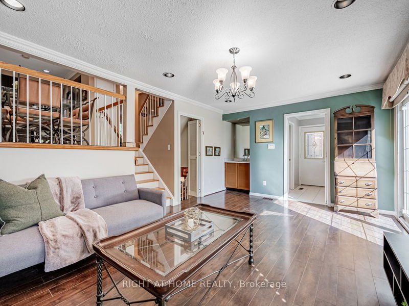 198 Stephen St  Richmond Hill, L4C 5P1 | Image 15