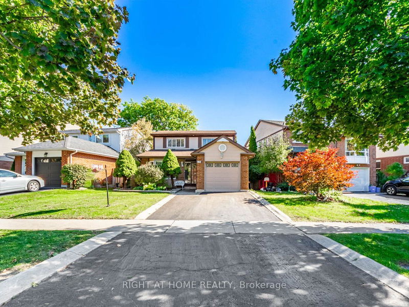 198 Stephen St  Richmond Hill, L4C 5P1 | Image 2