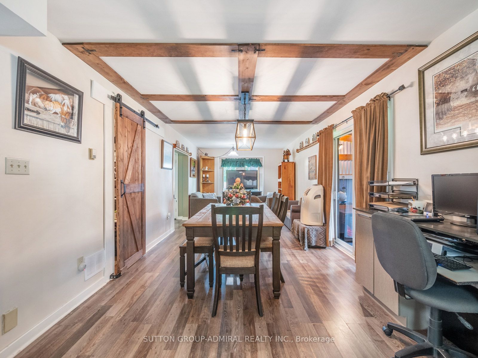 Listing Image 12