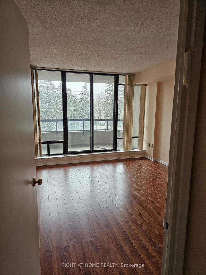 7440 Bathurst St #308, Vaughan, Ontario (MLS N9395415)