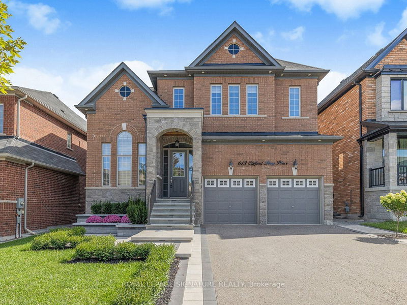 613 Clifford Perry Pl  Newmarket, L3Y 4V9 | Image 2