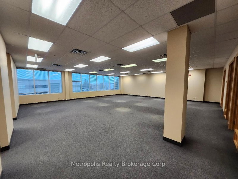 207/8/9 - 8551 Weston Rd, Vaughan, L4L 9R4 | Image 2