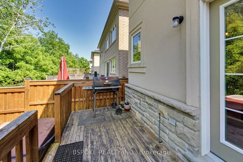 197 Rivermill Cres  Vaughan, L6A 0P7 | Image 34