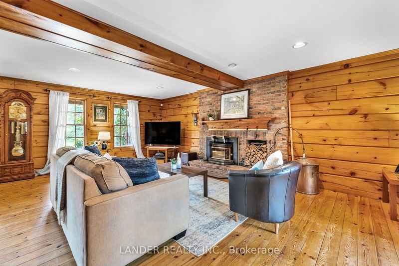 4634 Holborn Rd  East Gwillimbury, L0G 1M0 | Image 5