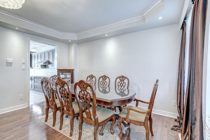 110 Muret Cres  Vaughan, L6A 4H4 | Image 13