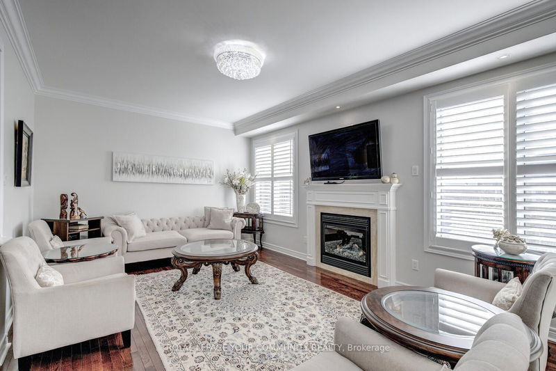 110 Muret Cres  Vaughan, L6A 4H4 | Image 15