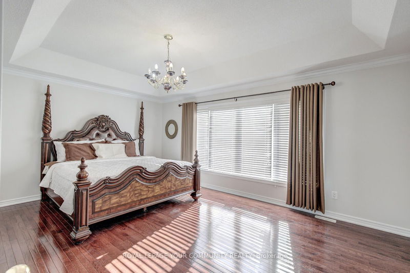 110 Muret Cres  Vaughan, L6A 4H4 | Image 22